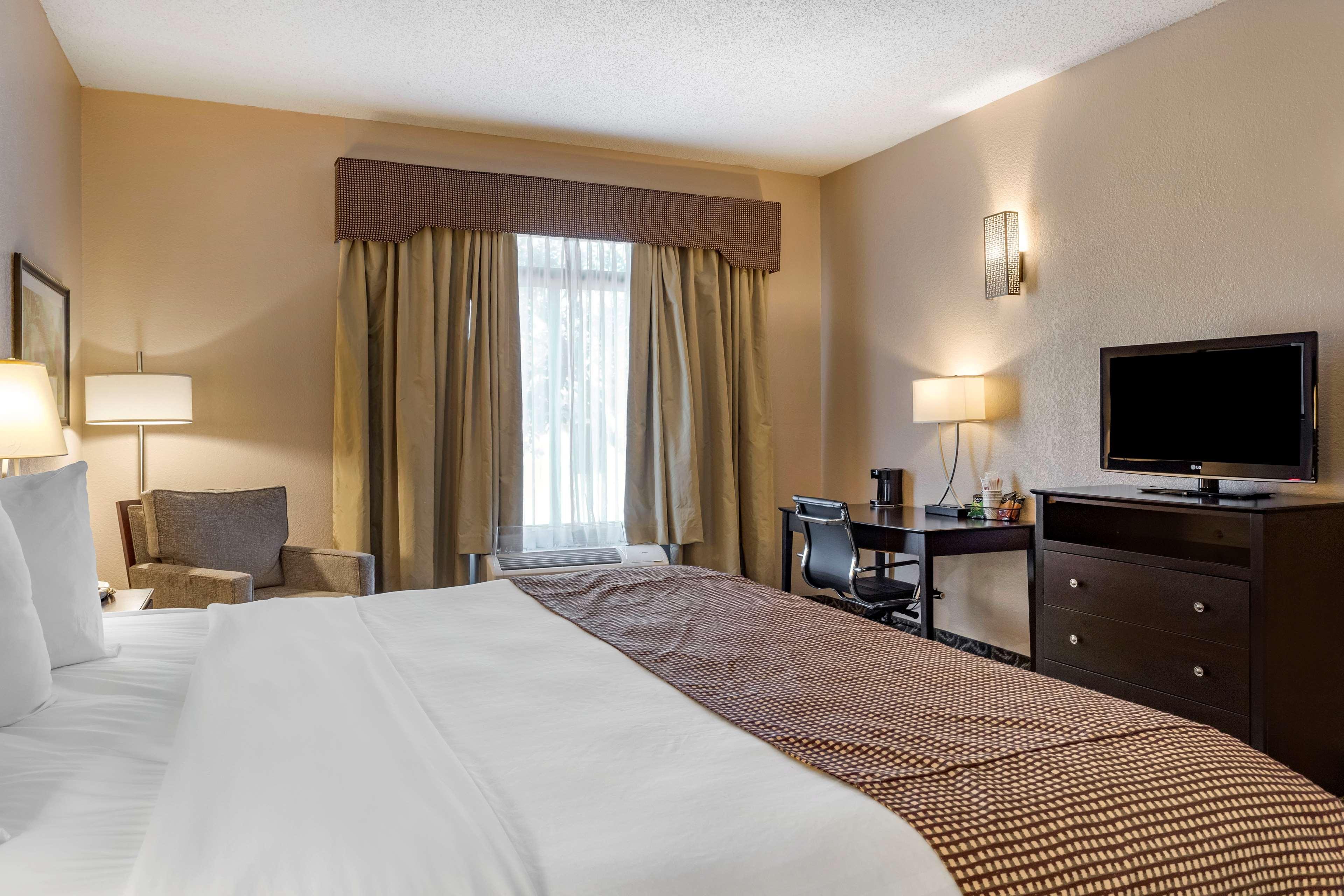 Inn At Coushatta Kinder Bagian luar foto