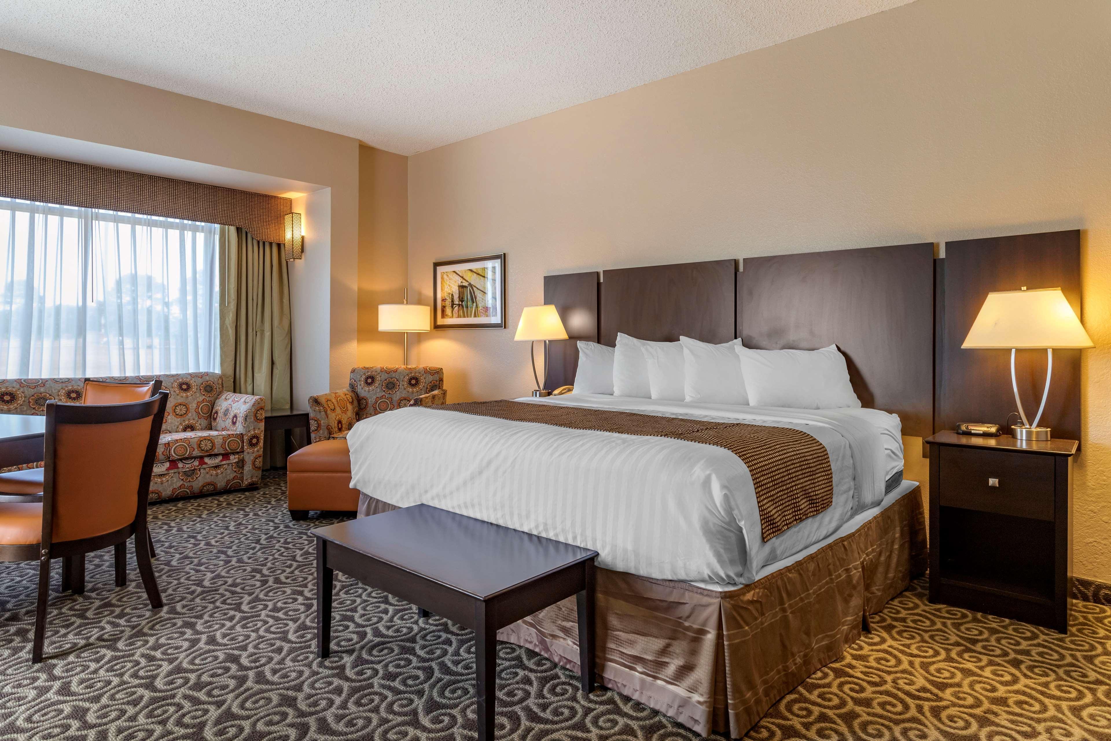 Inn At Coushatta Kinder Bagian luar foto