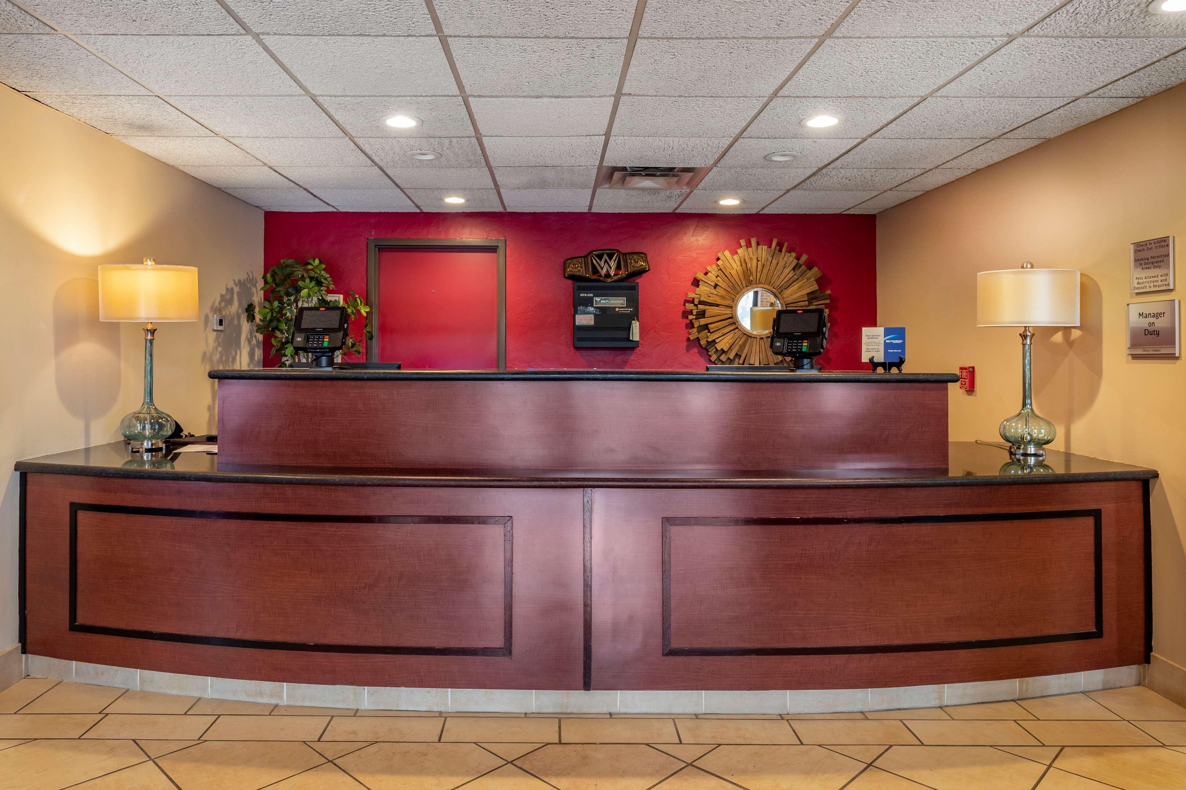 Inn At Coushatta Kinder Bagian luar foto