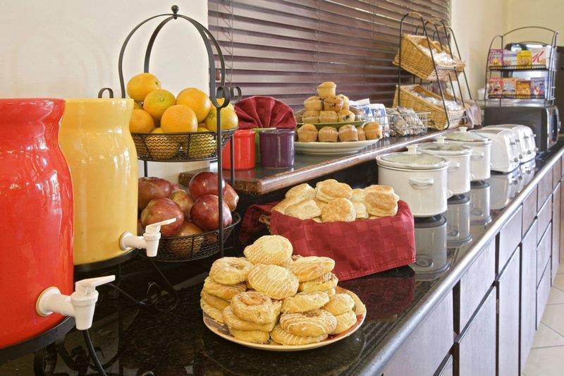 Inn At Coushatta Kinder Bagian luar foto